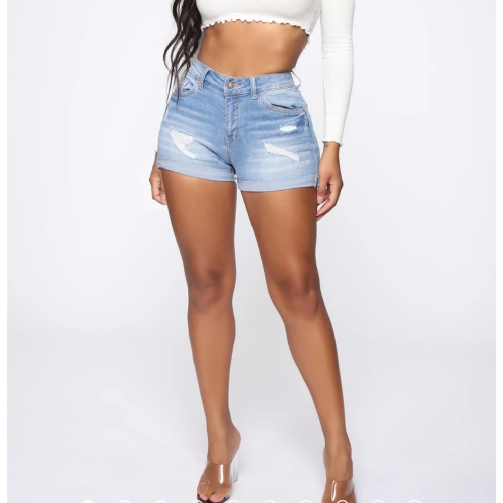 BNWT Fashion Nova Baby Get Back Denim Shorts